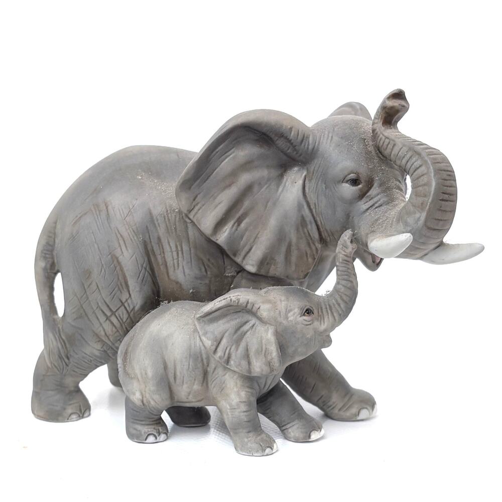 HOMCO No 1411 Porcelain Elephant With Baby Calf Figurine 4x6 In Home Interiors